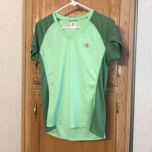 The North Face “Flight Series” v-neck size W Large